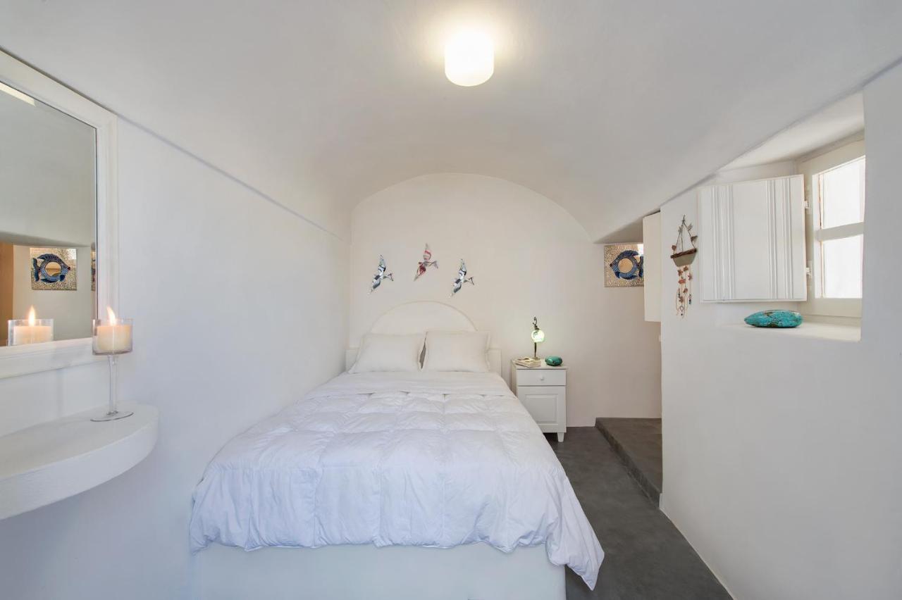 White Cave Private Villa Pyrgos Kallistis Bagian luar foto