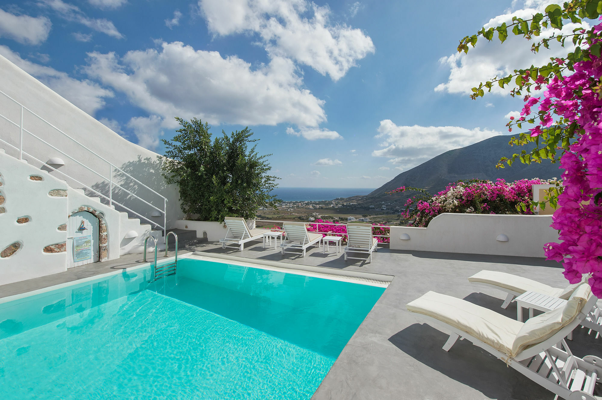 White Cave Private Villa Pyrgos Kallistis Bagian luar foto