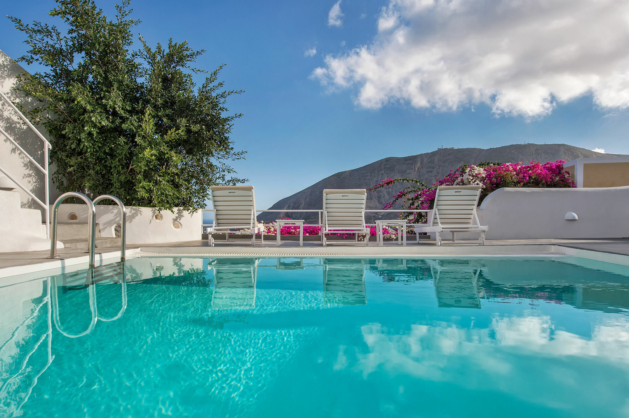 White Cave Private Villa Pyrgos Kallistis Bagian luar foto