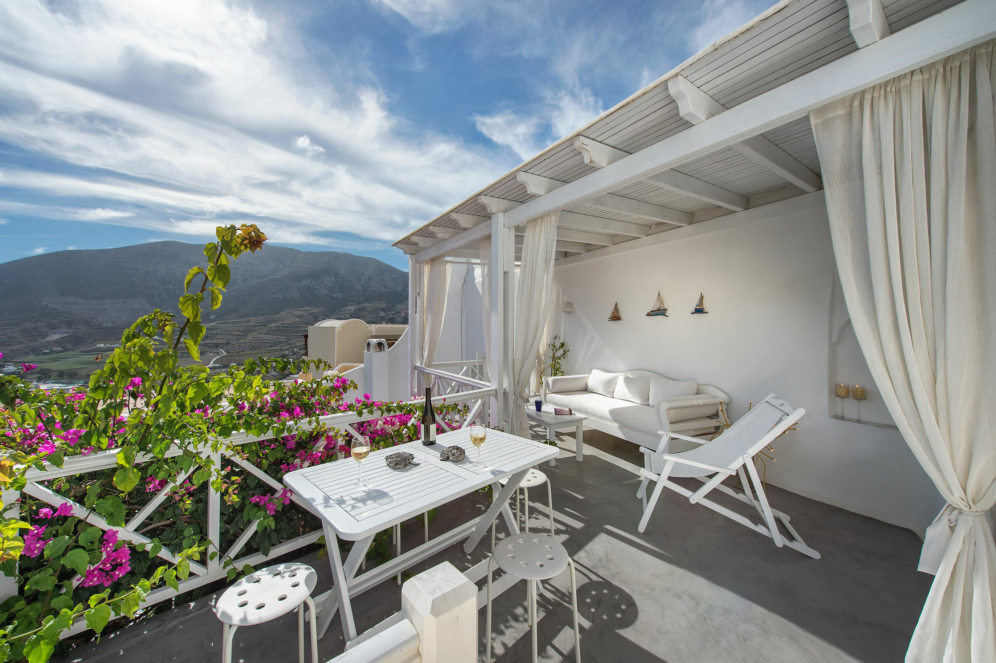 White Cave Private Villa Pyrgos Kallistis Bagian luar foto